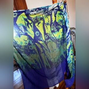 🎄3/$20‼️Artsy Colorful Scarf✨